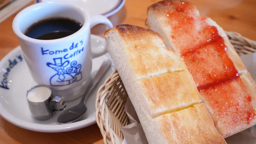 コメダ珈琲店のモーニング（トーストとコーヒー）