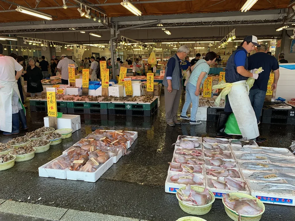 那珂湊お魚市場の内部
