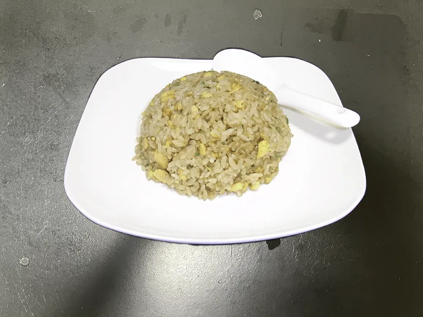 セブンイレブンの極上炒飯