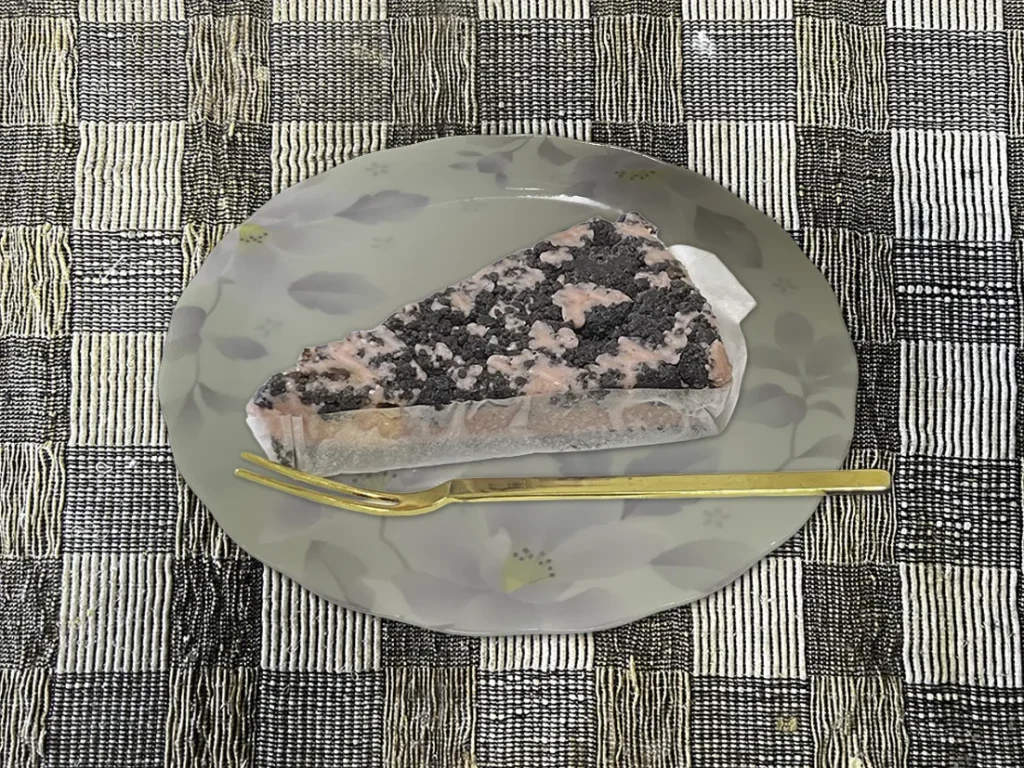 セブンイレブンのクッキークリームいちご