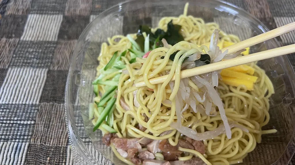 ファミリーマートの冷やし中華アップ